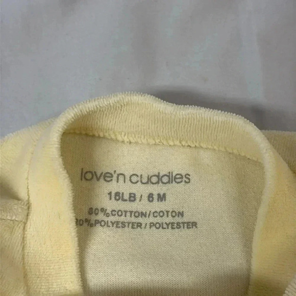 Love'n Cuddles - long sleeve footed velour sleeper. Size 6 months - Picture 2 of 4